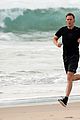 taylor swift tom hiddleston step out separately australia 11