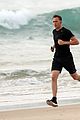 taylor swift tom hiddleston step out separately australia 16