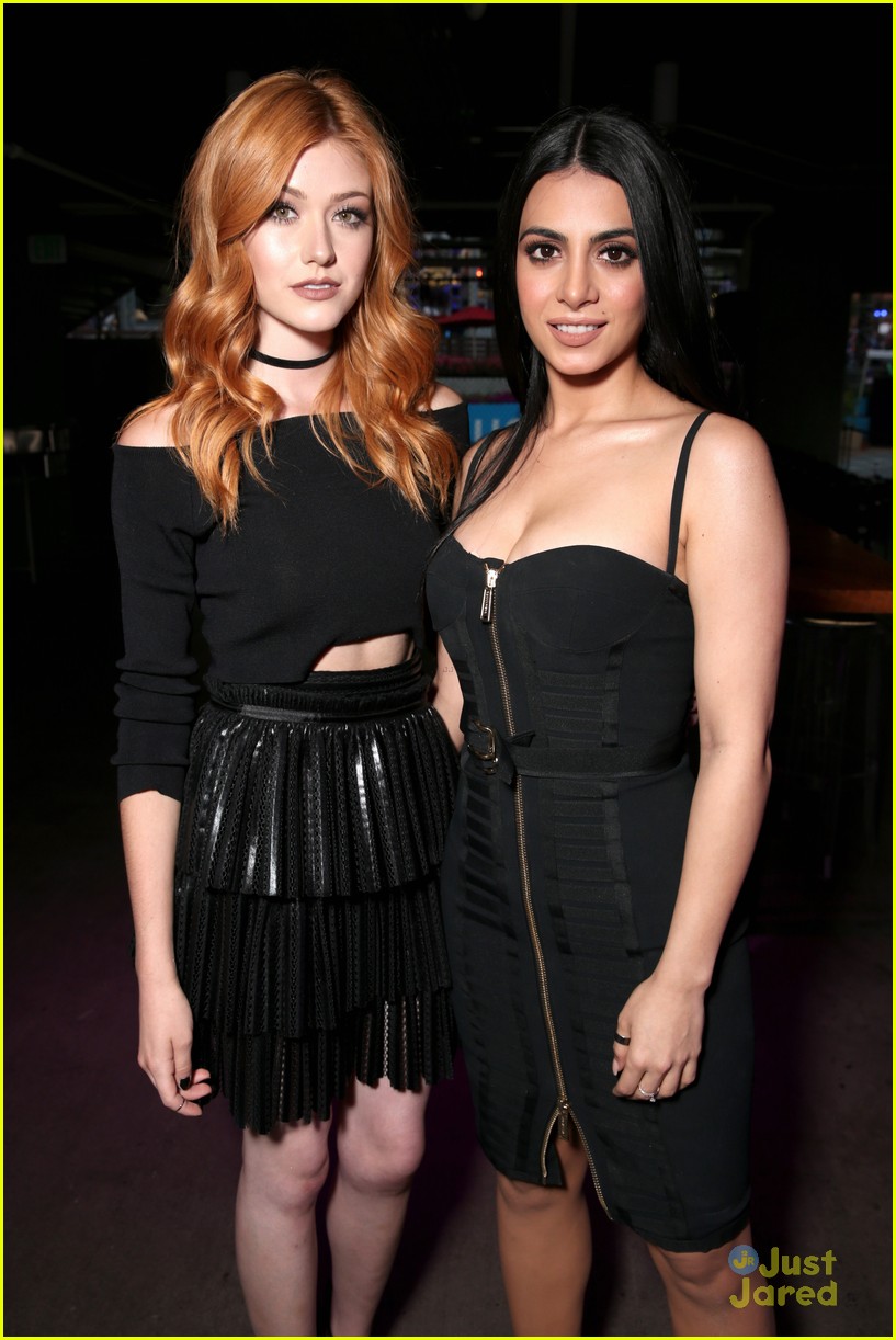 Rose McIver Presents Best New Fandom To Katherine McNamara & Emeraude