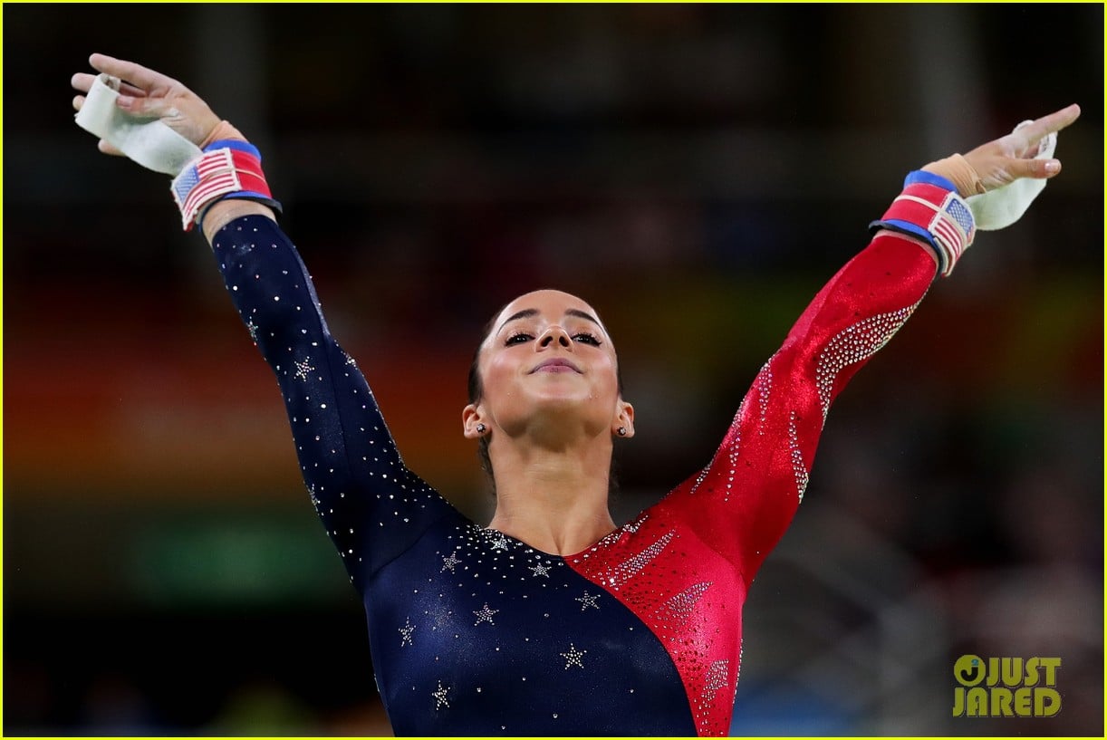 Aly Raisman's Parents Go Viral Again After Nervously Watching Rio ...