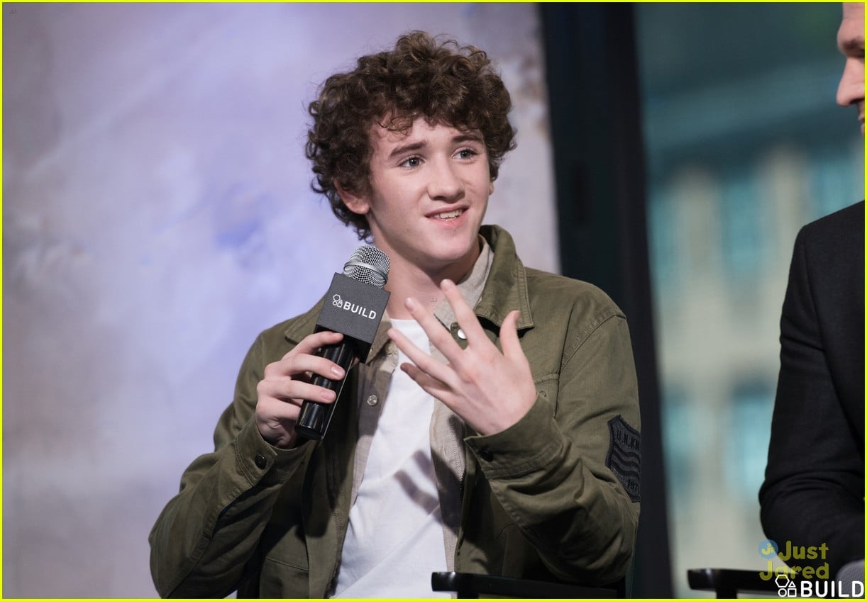 Art Parkinson Talks Kubo The Two Strings At Aol Build Photo Addison Riecke Aidan Gallagher Art Parkinson Ella Anderson Haley Tju Jacob Hopkins Kyla Drew Simmons Madisyn Shipman Riele Downs