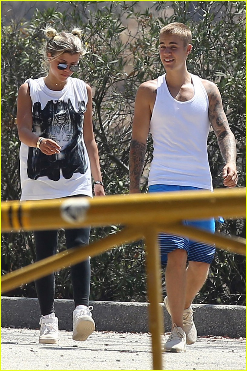 Full Sized Photo of justin bieber sofia richie step out after romatic