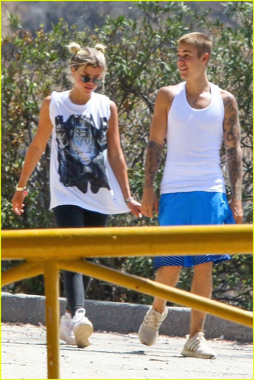 Full Sized Photo of justin bieber sofia richie step out after romatic