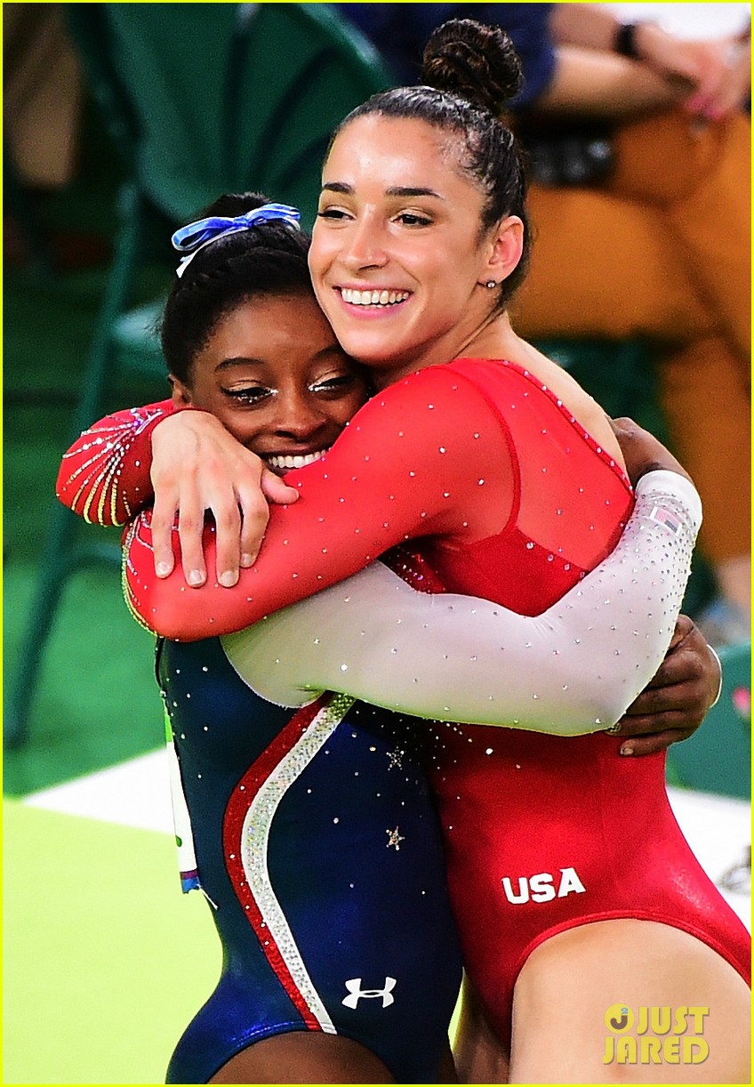 Simone Biles & Aly Raisman's Floor Exercises Need to Be Seen! (Video