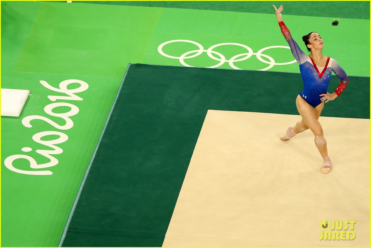 Simone Biles And Aly Raismans Final Floor Exercise Videos Are Live Photo 1011710 Photo 0752