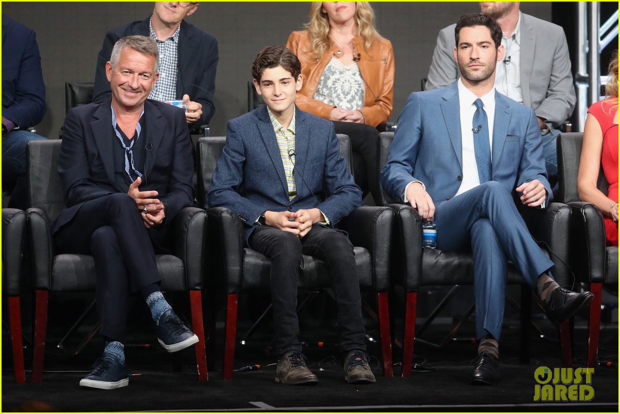 Full Sized Photo of david mazouz camren bicondova 2016 tca 12 | 'Gotham