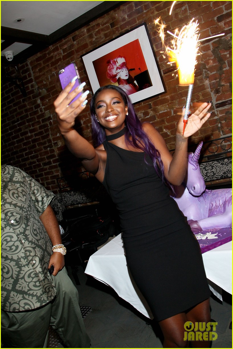 Full Sized Photo of justine skye birthday party nyc hailey baldwin 08