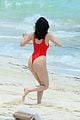 kylie jenner celebrates 19th birthday at beach with tyga kendall more 07