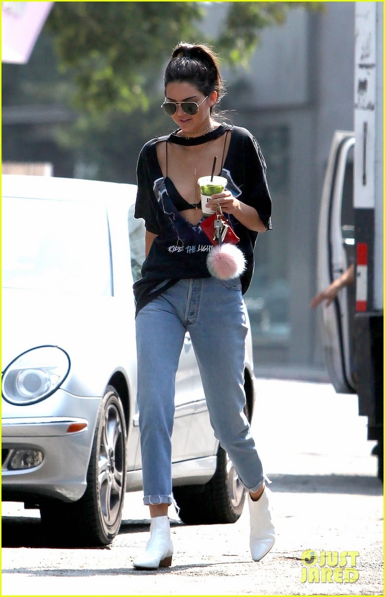 Full Sized Photo Of Kendall Jenner Coffee Run Jimmy Kimmel Safety 10 Kendall Jenner Relies On 