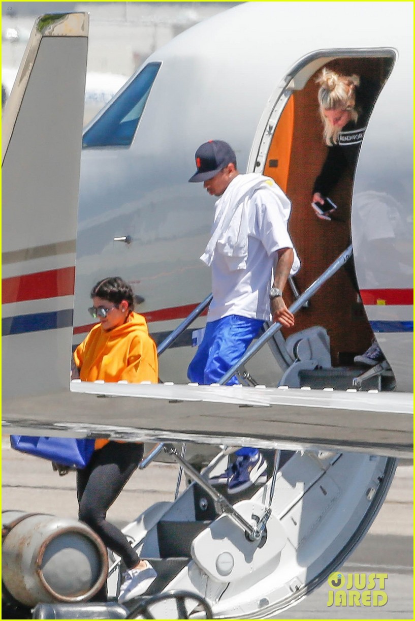 Full Sized Photo of kylie jenner tyga return from turks after bday