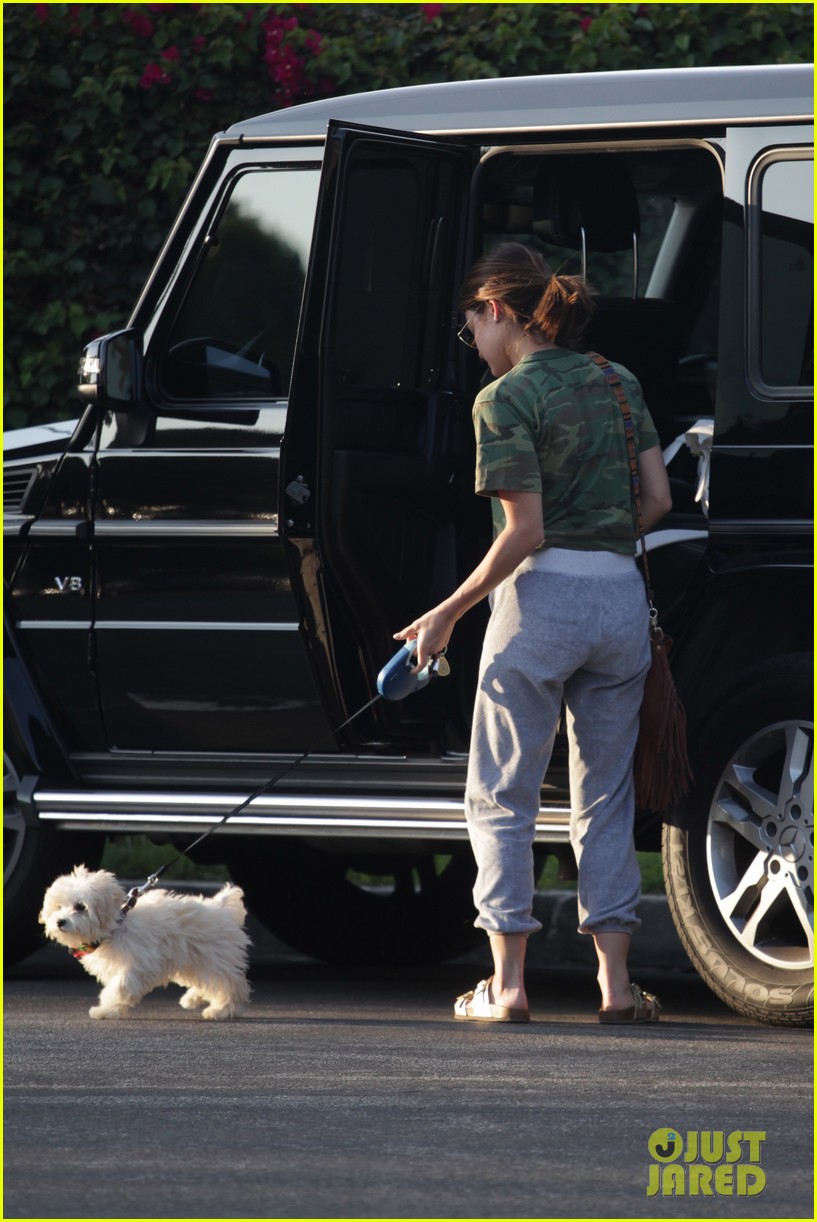 Lucy Hale Weighs in On JoJo's Decision on 'The Bachelorette'! | Photo