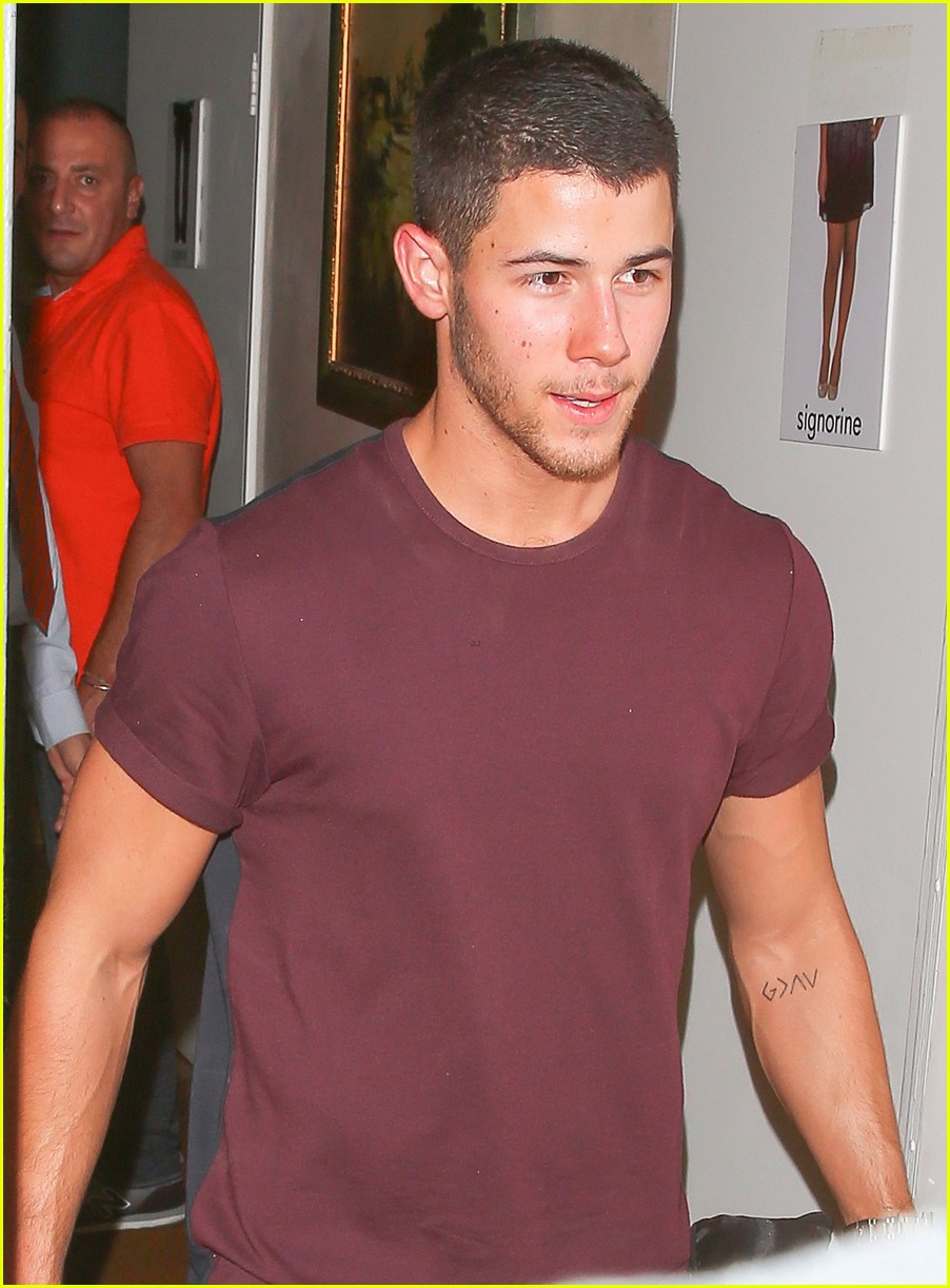Nick Jonas Celebrates Joe's Birthday With A Throwback Photo Photo