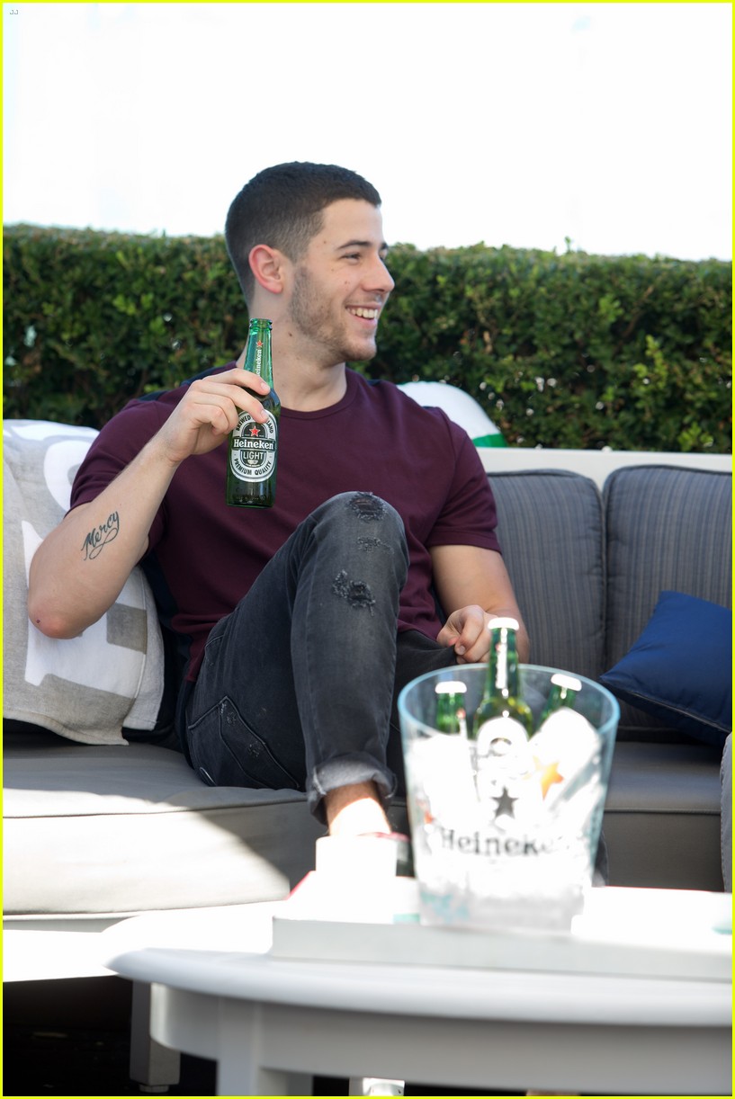 Nick Jonas Celebrates Joe’s Birthday With A Throwback Photo | Photo