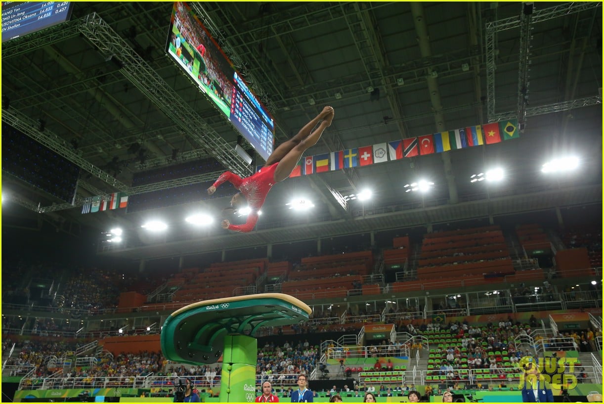 Simone Biles Wins Gold Medal In Vault At Rio Olympics! | Photo 1010284 ...