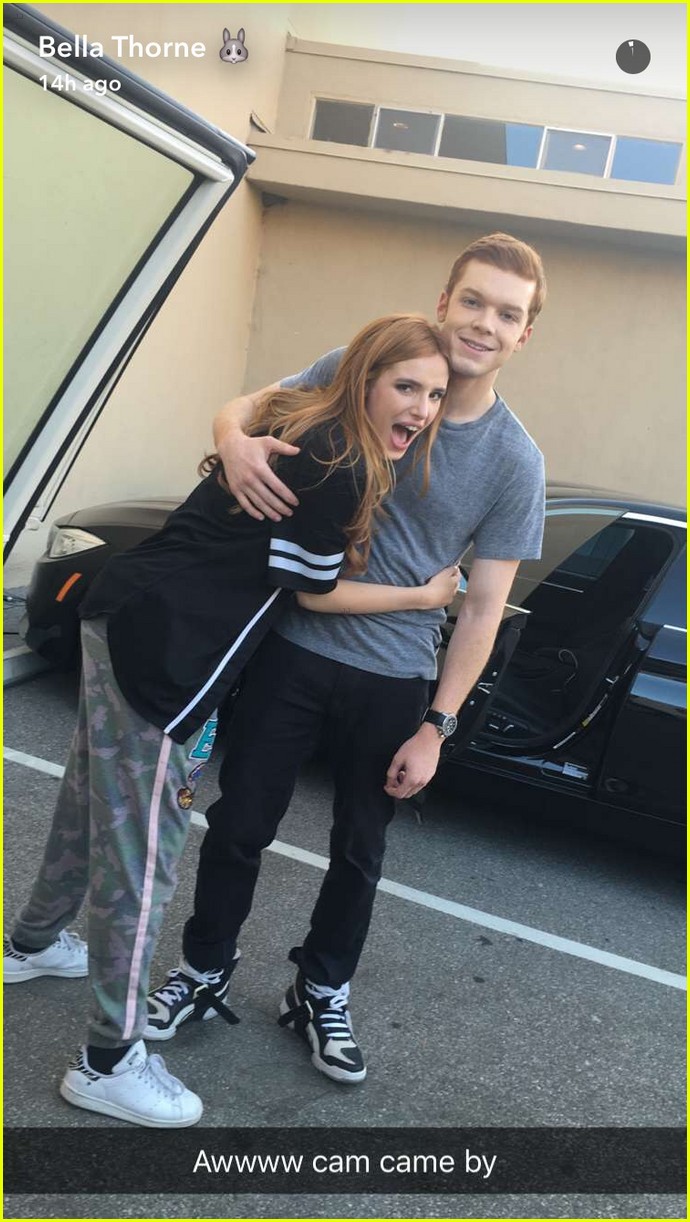 Bella Thorne & Carter Jenkins Get a Dance Lesson From Stephen 'tWitch