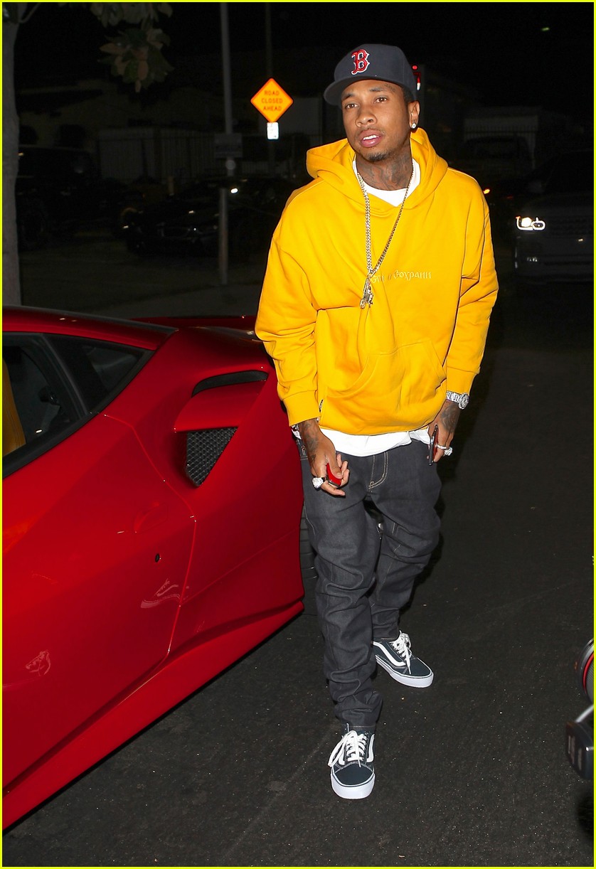 Tyga Reportedly Owes a Beverly Hills Jeweler $200,000 | Photo 1011513 ...