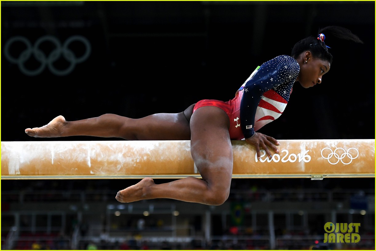 Simone Biles Leads Usa Womens Gymnastics Team To All Around Gold Medal Photo 1008190 Photo 7987