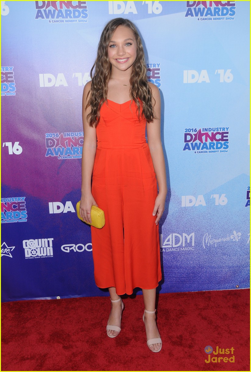 Maddie Ziegler Wins Breakthrough Performer at Industry Dance Awards ...