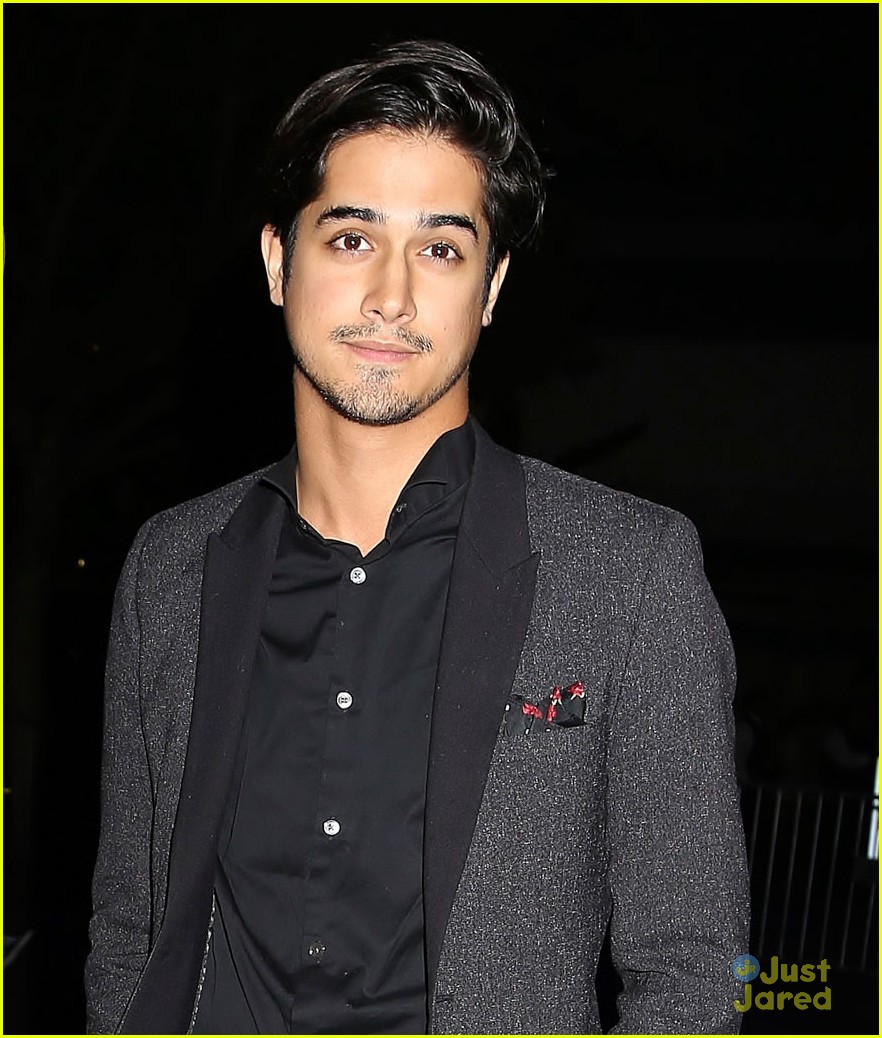 avan jogia leon thomas drake concert 01