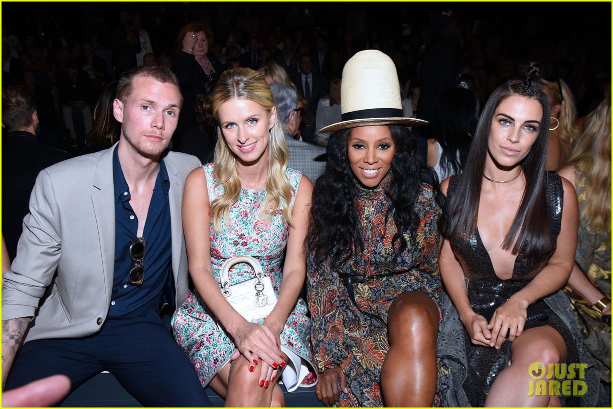 chloe halle tory burch nyfw show 25