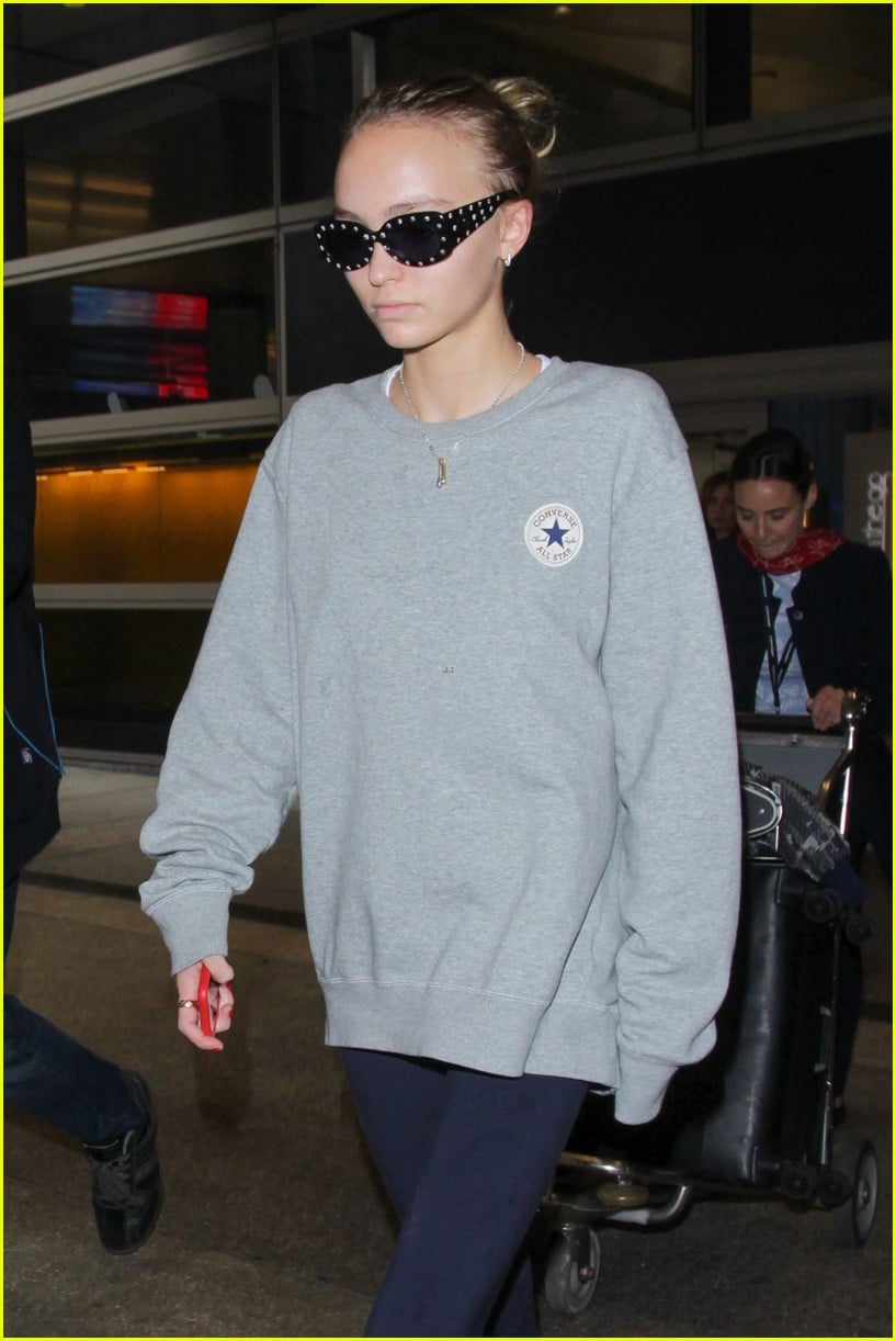 Full Sized Photo of lily rose depp heads back to la after the dancer ...