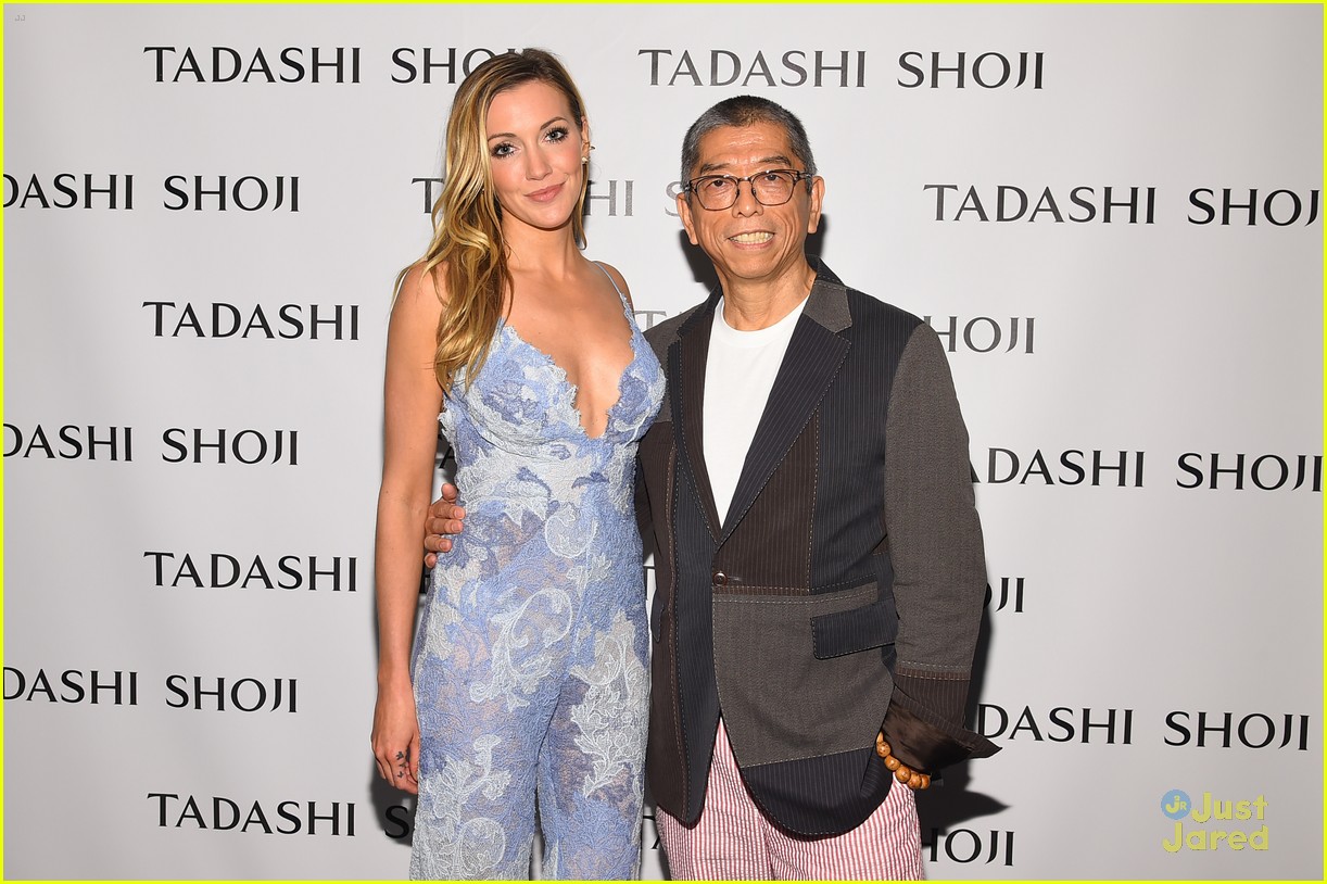 Katie Cassidy And Symon Hit More Fashion Shows On Friday Night In Nyc Photo 1022783 Photo