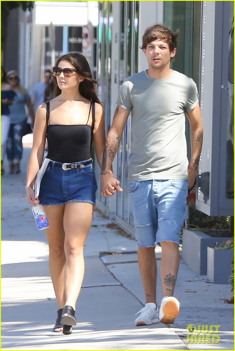 Louis Tomlinson And Danielle Campbell Hold Hands On Shopping Trip Photo 1024037 Photo Gallery 