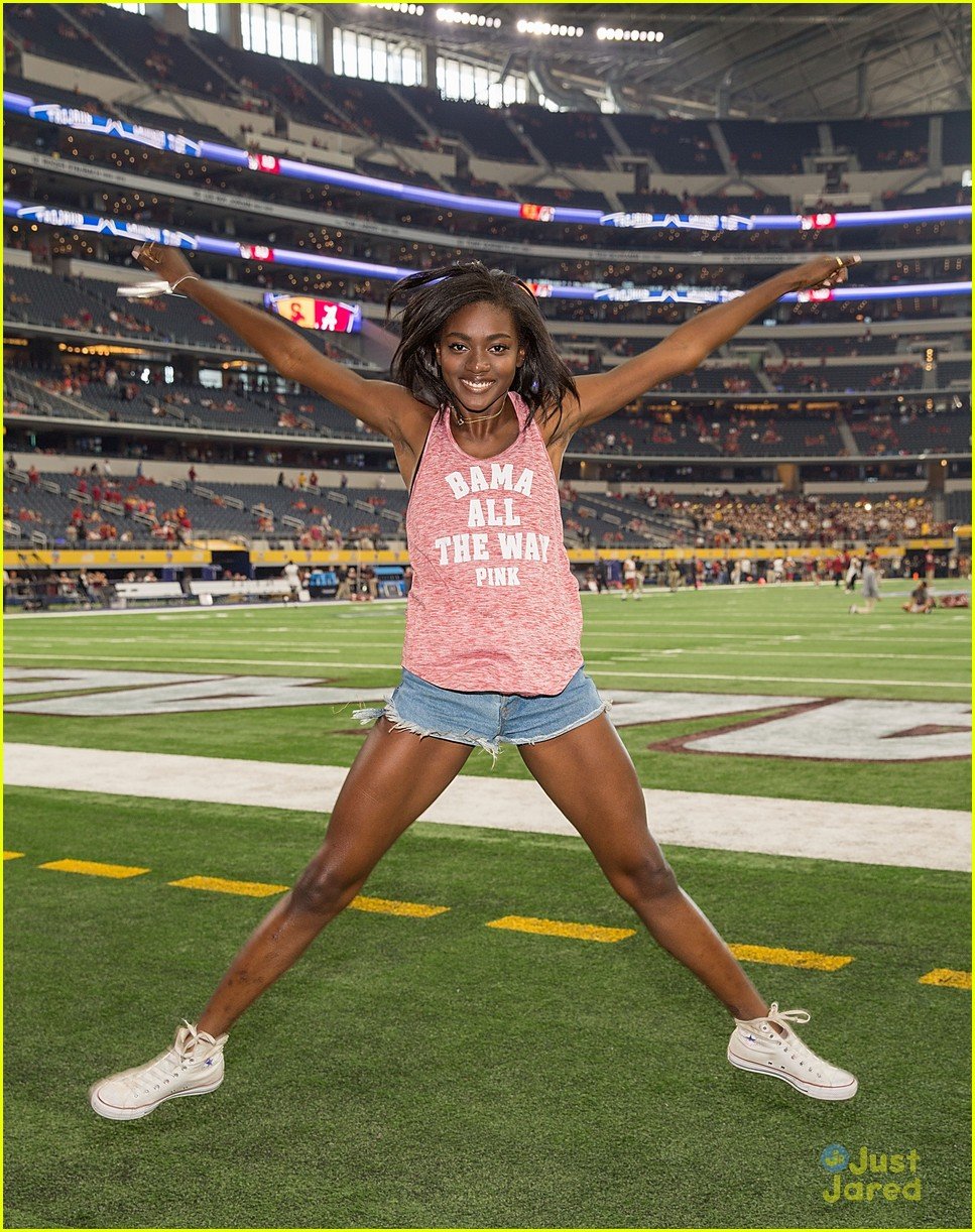 Cowboys Stadium & Victoria's Secret PINK Store Opening