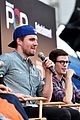 stephen amell wants to see an arrow supernatural crossover 17