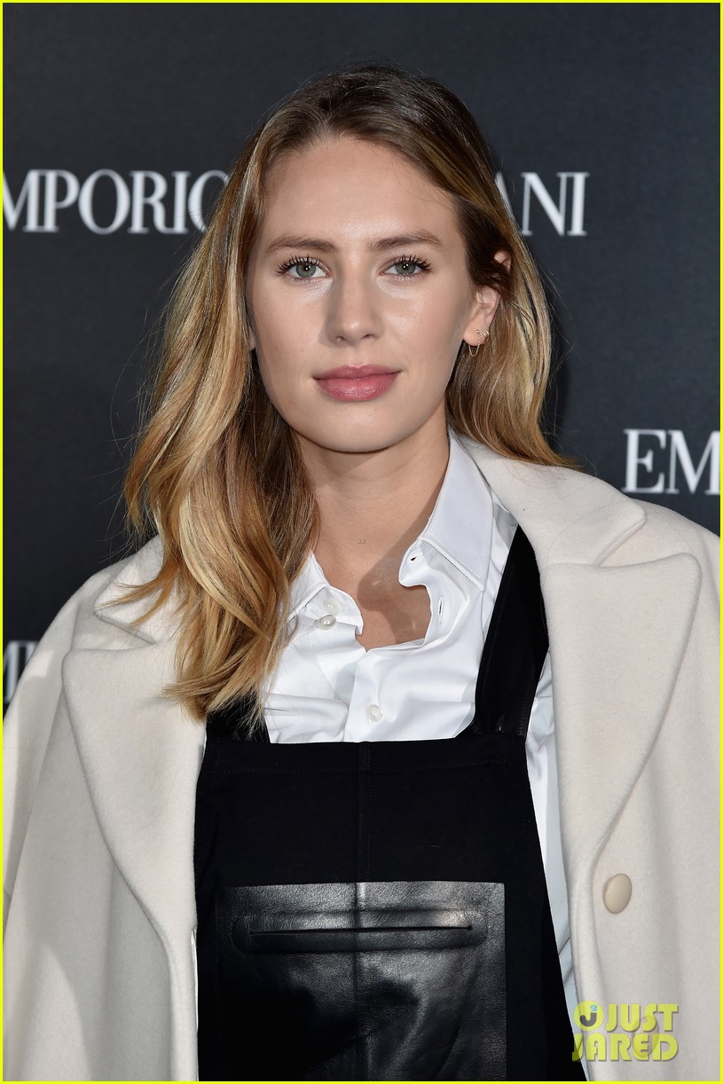 Dylan Penn, Sam Claflin, & Others Attend Emporio Armani Show!: Photo  1034531 | Charli XCX, Dylan Penn, Olivia Culpo, Sam Claflin Pictures | Just  Jared Jr.