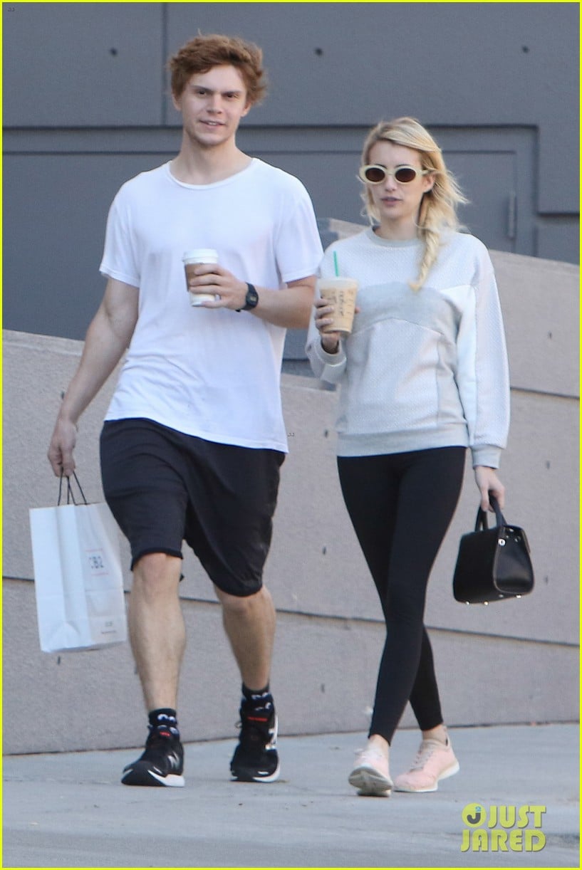 Full Sized Photo Of Emma Roberts Boyfriend Evan Peters Go Furniture 
