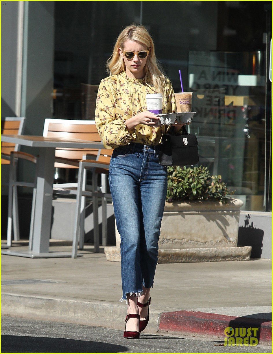 Emma Roberts Loves October Days With Evan Peters! | Photo 1041377 ...