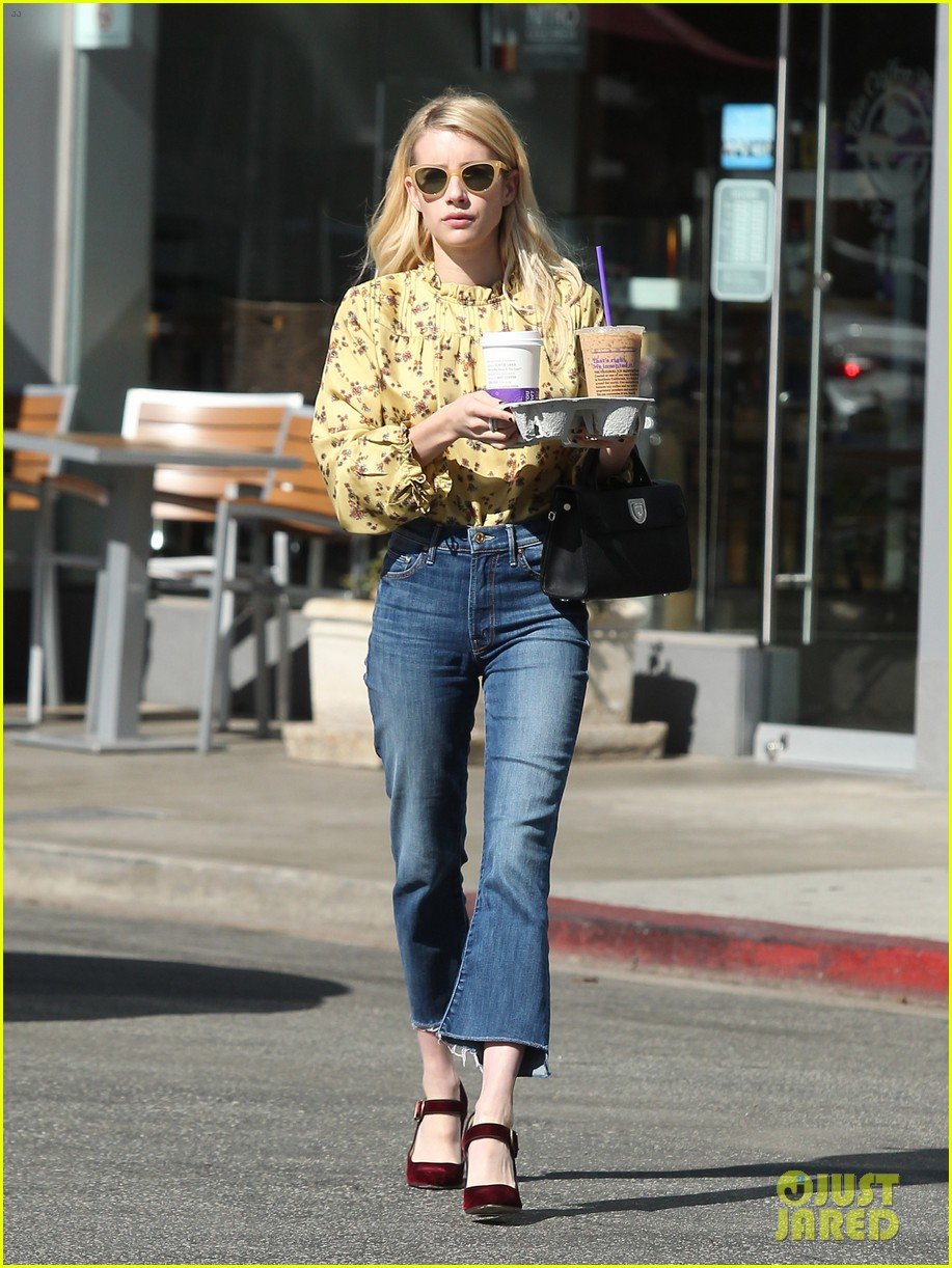 Full Sized Photo of emma roberts evan peters gym juice food 48 | Emma ...