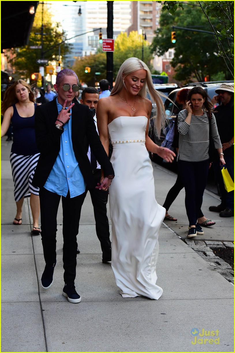 Full Sized Photo of gigi gorgeous nats getty nyc event 33 | Gigi ...