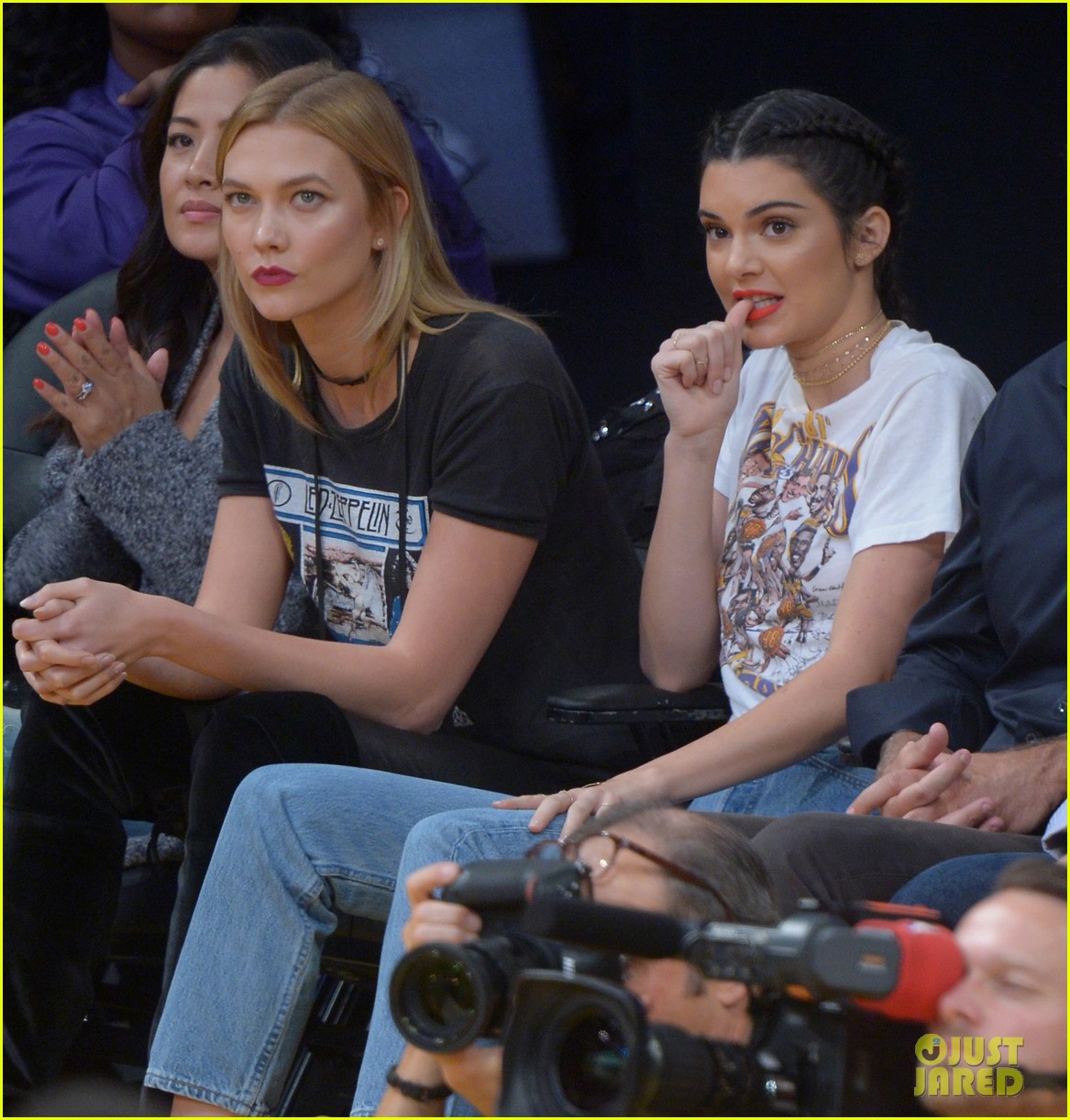 Kendall Jenner Checks Out Rumored Boyfriend Jordan Clarkson's L.A ...