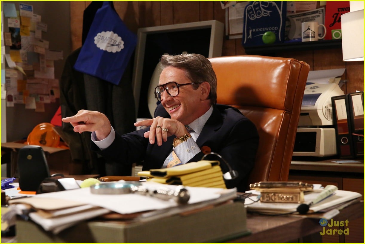 Full Sized Photo of lily luke halloween costumes modern family tonight 08 Nolan Gould is The