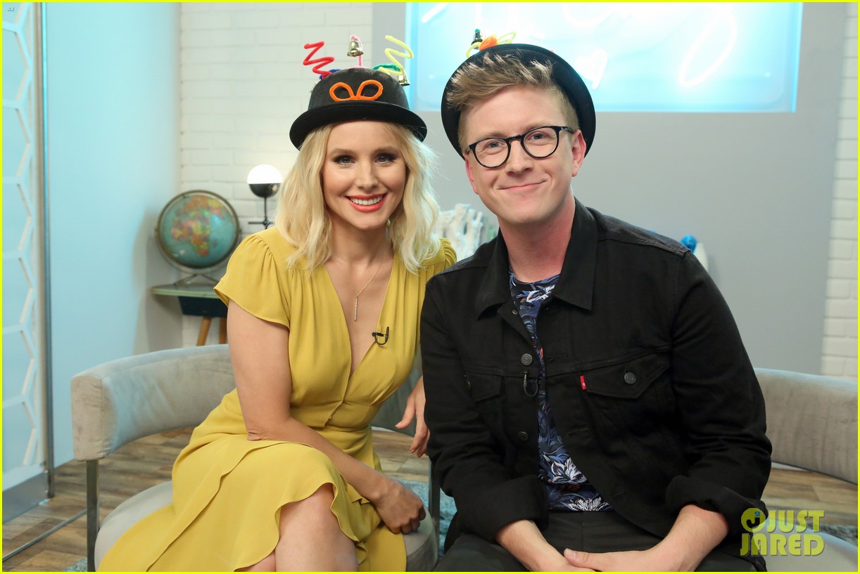 Tyler Oakley Gets 'Frozen' Stars to Reveal Sequel Secrets and More