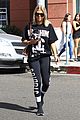 sofia richie dressed up her dog for a trip to the nail salon 07