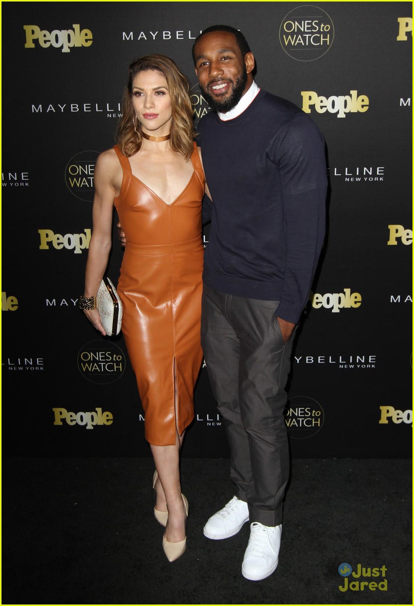 BFFs Sharna Burgess & Peta Murgatroyd Hit People's Ones to Watch Party