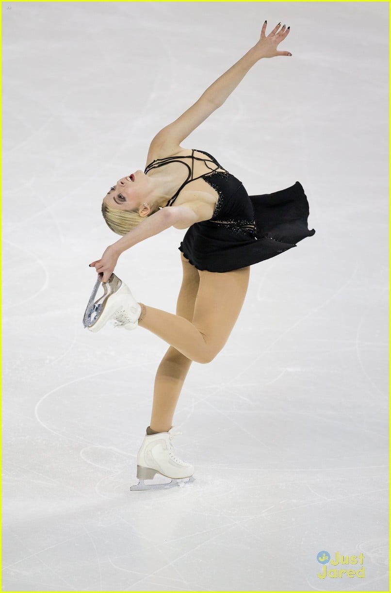 Full Sized Photo of ashley wagner gracie gold skate america short 06 ...