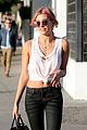 hailey baldwin steps out with a mystery man and pink hair 02