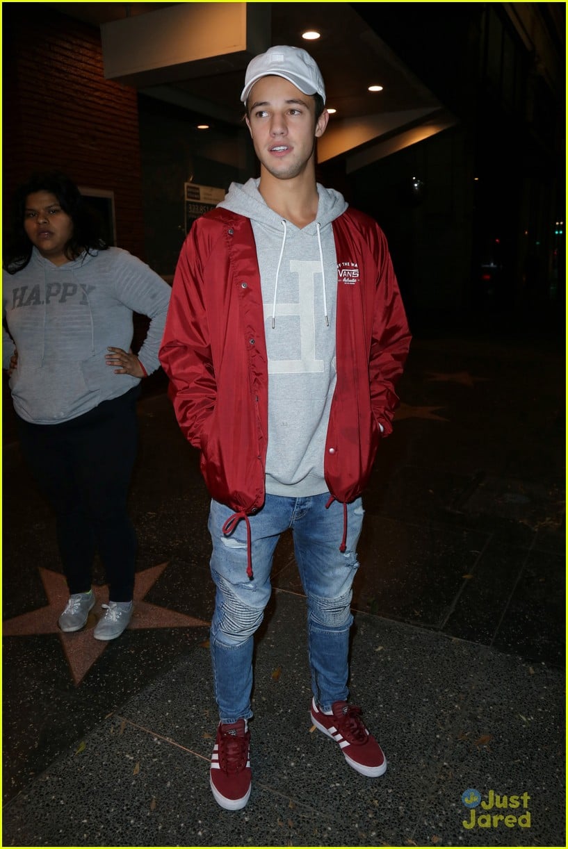 Full Sized Photo of cameron dallas shirtless selfie dinner out la 03