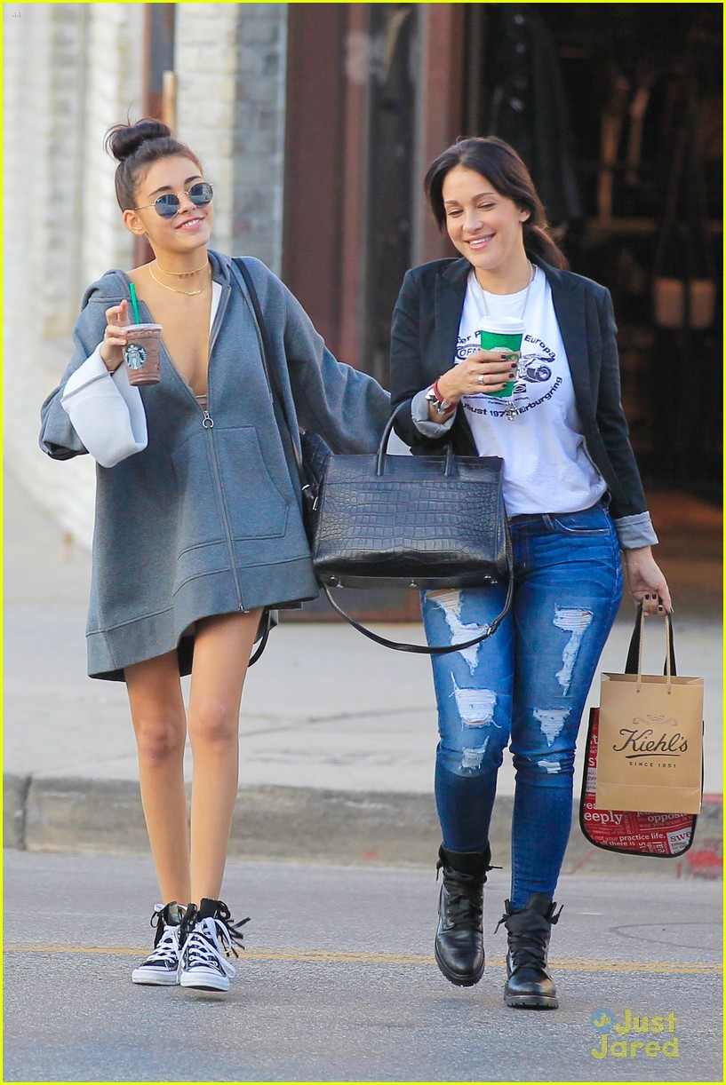 Madison Beer Spends Time With Mom Tracie in Los Angeles Photo 1047762