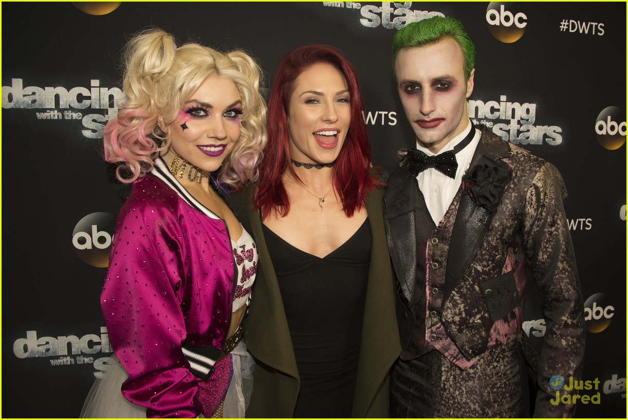 sharna burgess exclusive dwts blog knee injury more 05