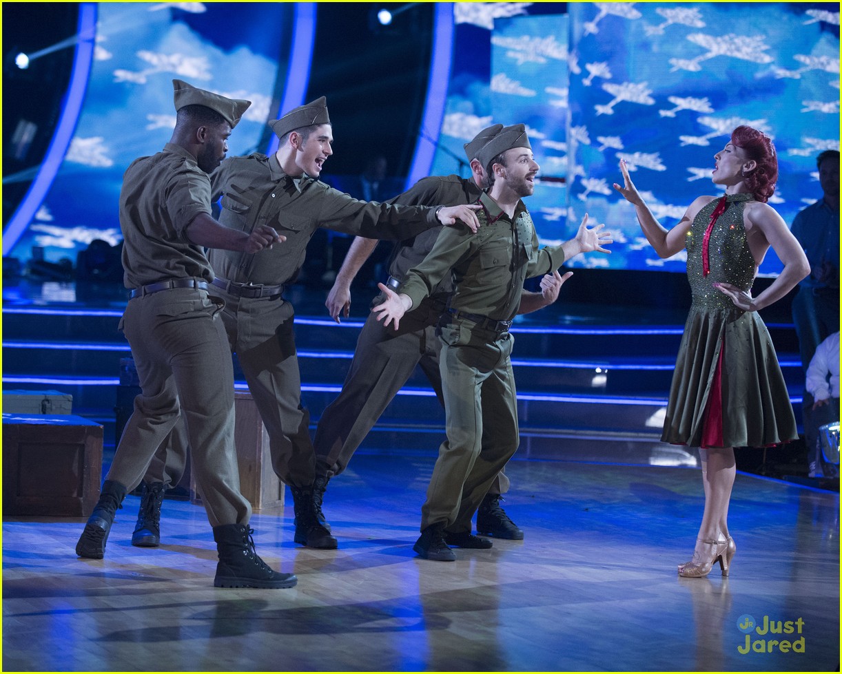 sharna burgess exclusive dwts blog knee injury more 15