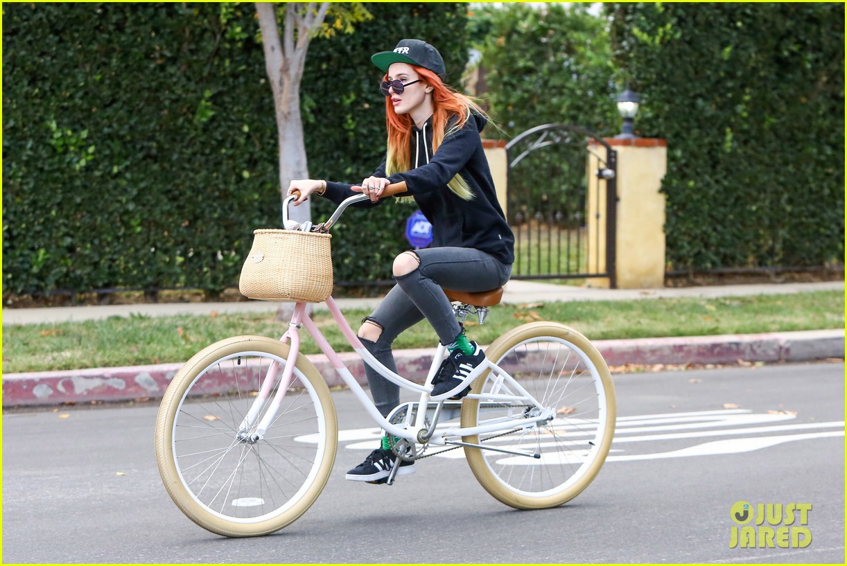 Full Sized Photo of bella thorne bike ride sunday 19 | VIDEO: Bella
