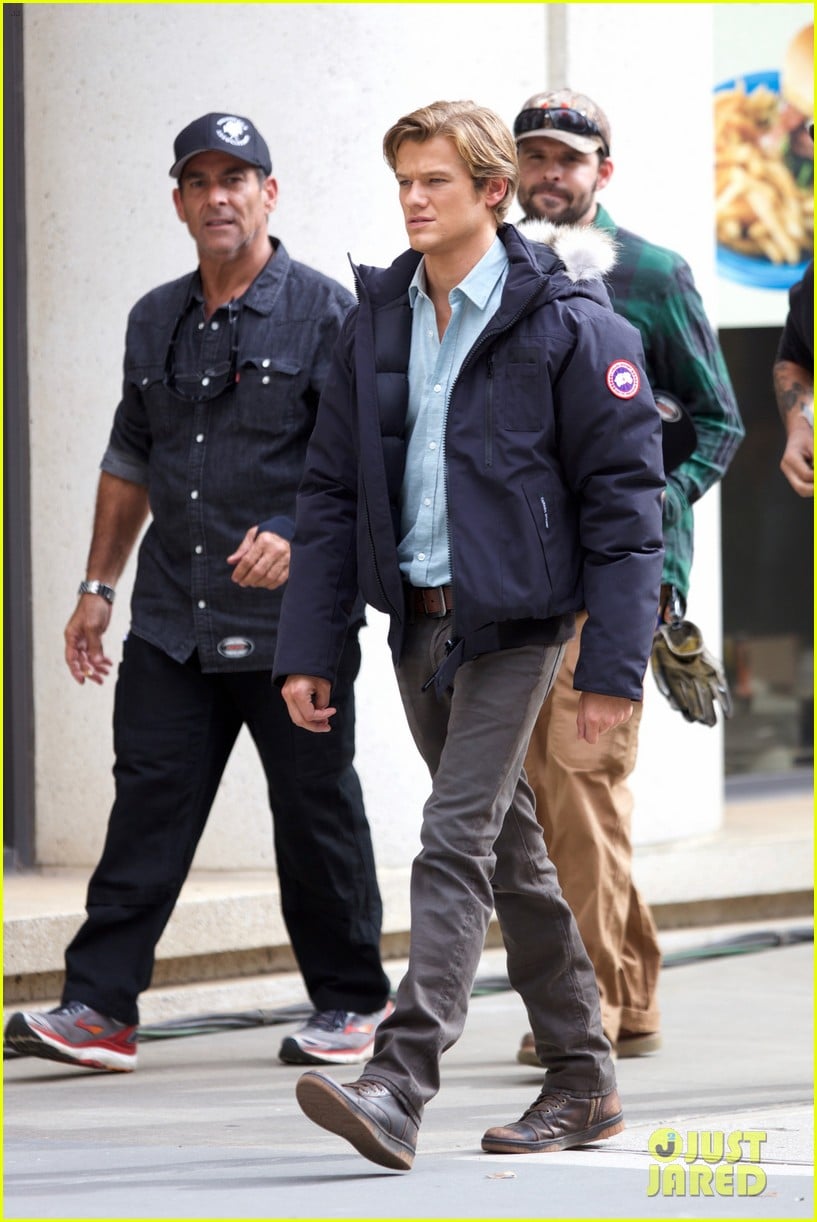 lucas till films macgyver in atlanta 03