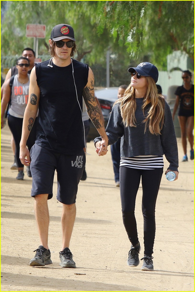 Full Sized Photo of ashley tisdale chris french tourists nyc la hike 34