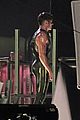 zac efron shows some muscle during baywatch re shoots 04
