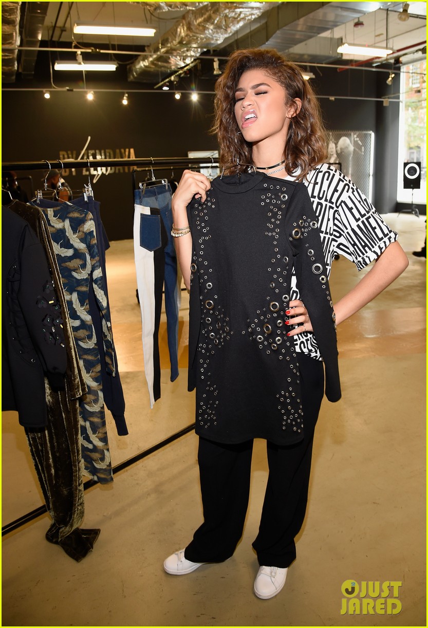 Zendaya Launches Her Clothing Line Today in New York | Photo 1046832